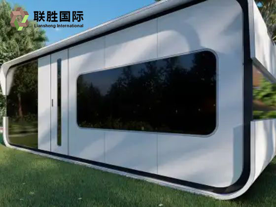 Tiny House Apple Cabin